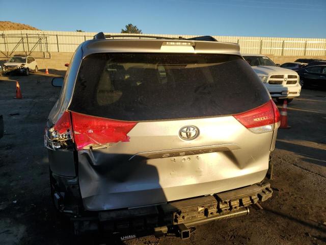 2013 TOYOTA SIENNA XLE