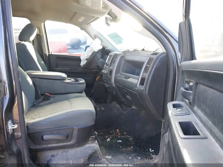 2019 RAM 1500 CLASSIC  