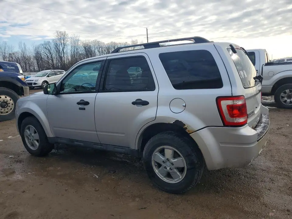 2012 FORD ESCAPE XLT  