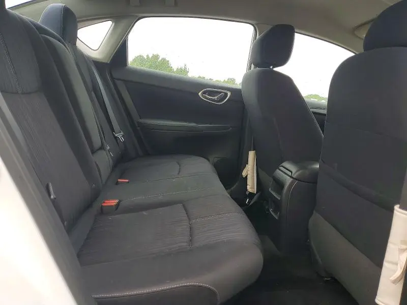 2016 NISSAN SENTRA SV  