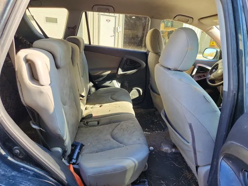 2011 TOYOTA RAV4 BASE  