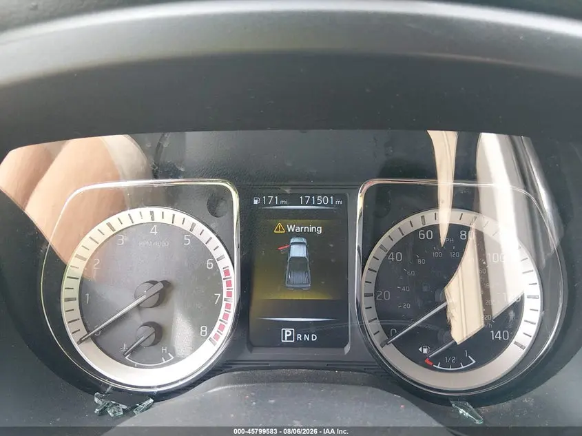 2017 NISSAN TITAN SL