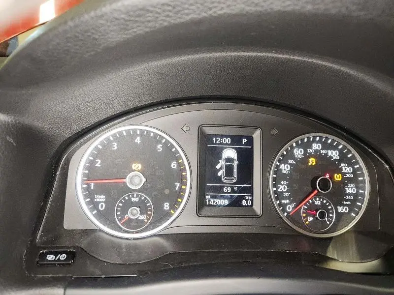 2016 VOLKSWAGEN TIGUAN S  