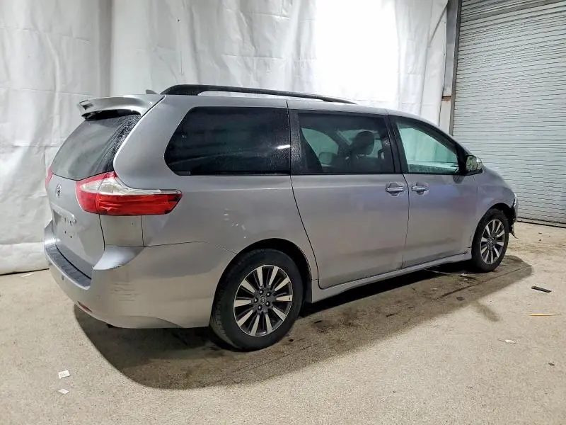 2018 TOYOTA SIENNA LIMITED PREMIUM 7-PASSENGER  