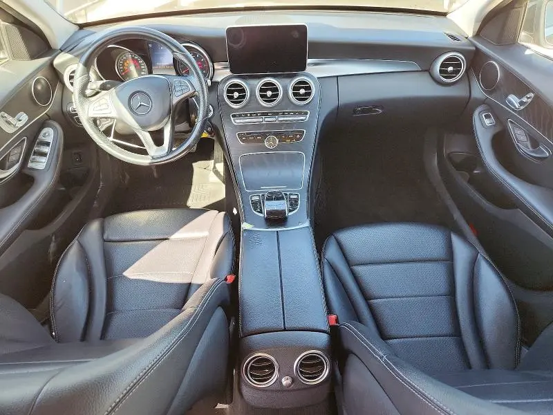 2016 MERCEDES-BENZ C 300  
