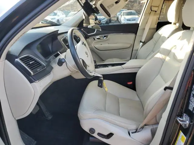 2020 VOLVO XC90 T6 MOMENTUM  
