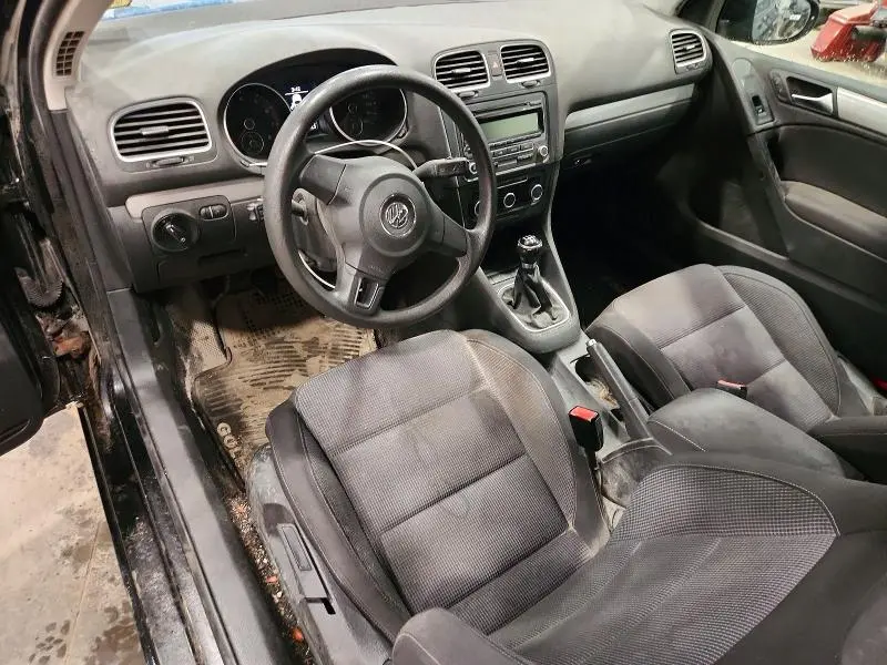 2013 VOLKSWAGEN GOLF   