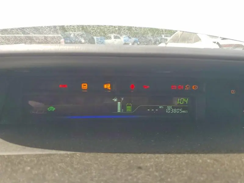 2014 TOYOTA PRIUS V THREE  