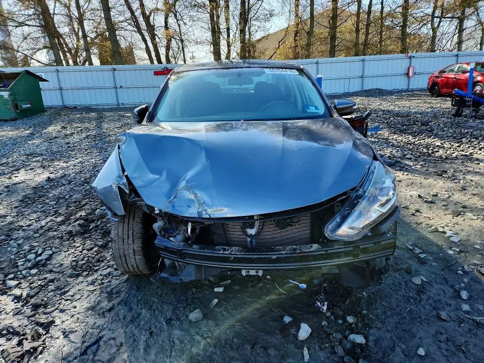 2019 NISSAN SENTRA SR  