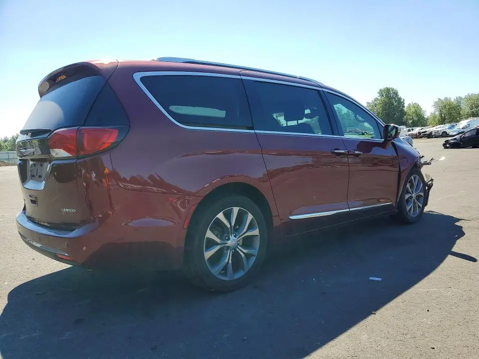 2018 CHRYSLER PACIFICA LIMITED  