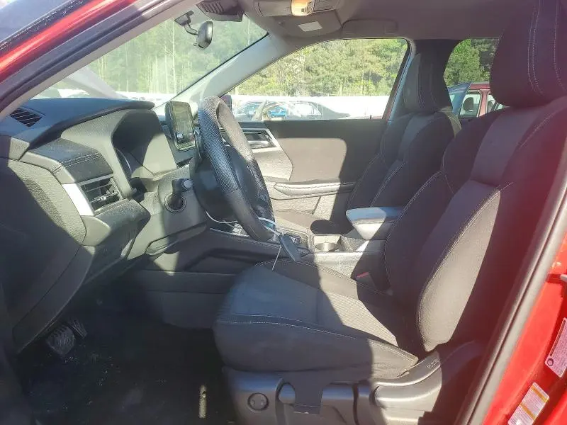 2023 MITSUBISHI OUTLANDER ES  