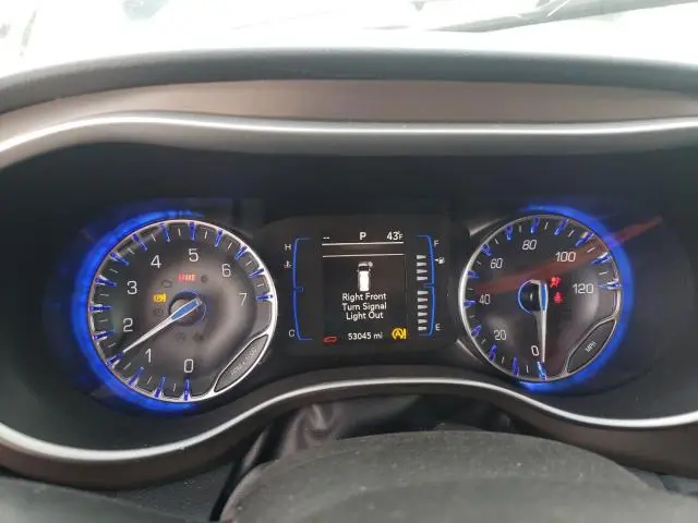 2021 CHRYSLER VOYAGER LXI  