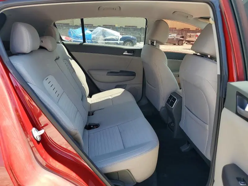 2018 KIA SPORTAGE LX  