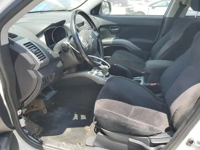 2010 MITSUBISHI OUTLANDER ES  