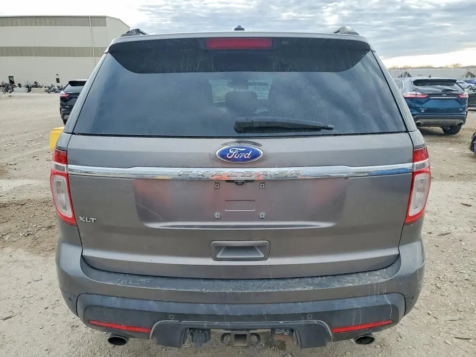 2011 FORD EXPLORER XLT  