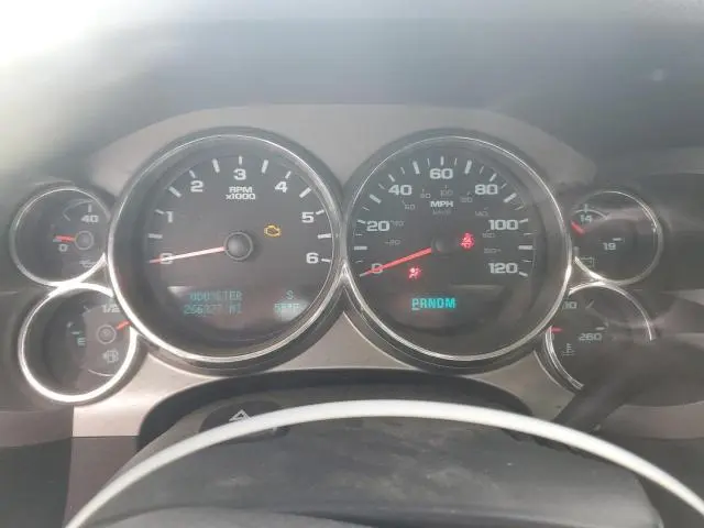 2011 CHEVROLET SILVERADO C1500 LT  