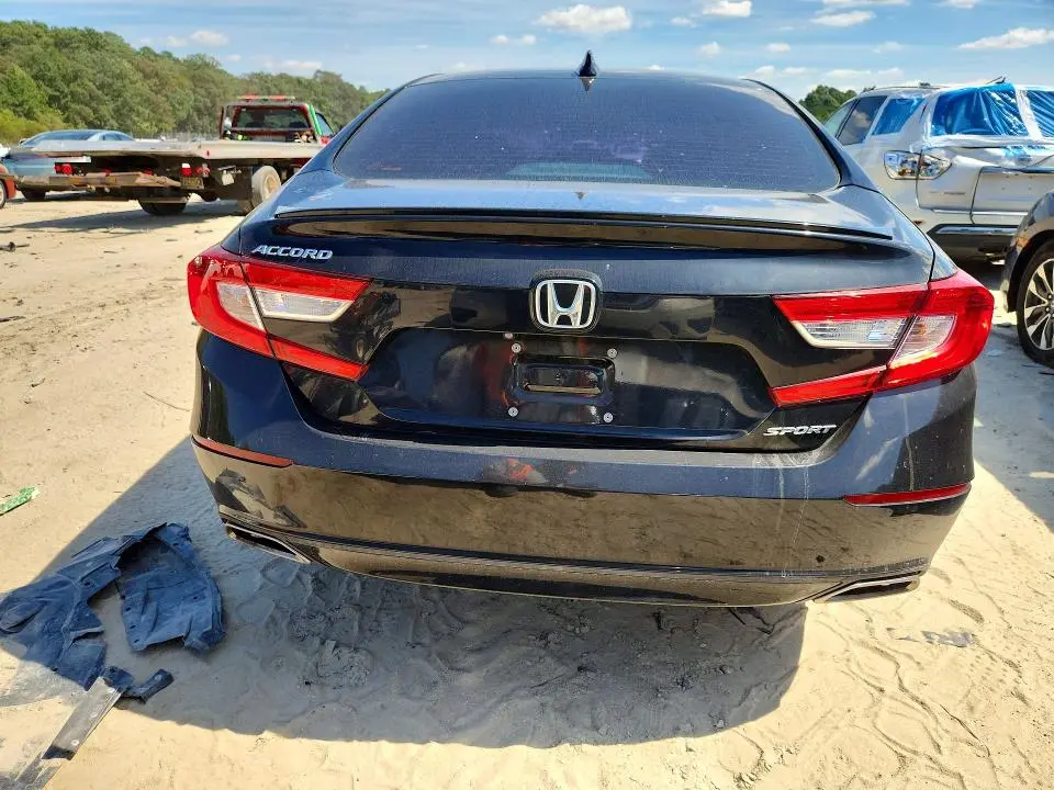 2018 HONDA ACCORD SPORT  