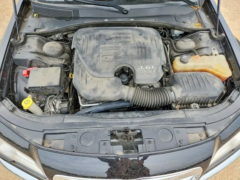 2013 CHRYSLER 300   