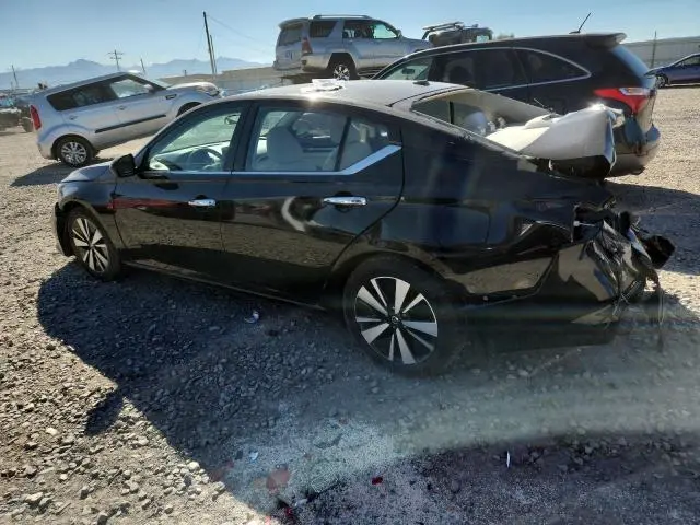 2021 NISSAN ALTIMA SV  