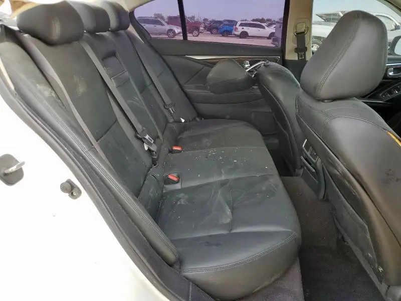 2018 INFINITI Q50 LUXE  