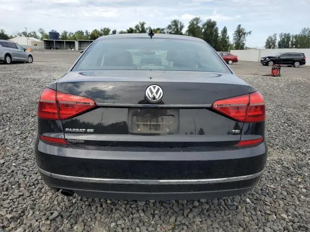 2016 VOLKSWAGEN PASSAT SE  
