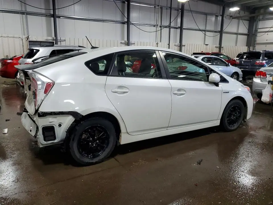 2012 TOYOTA PRIUS THREE  