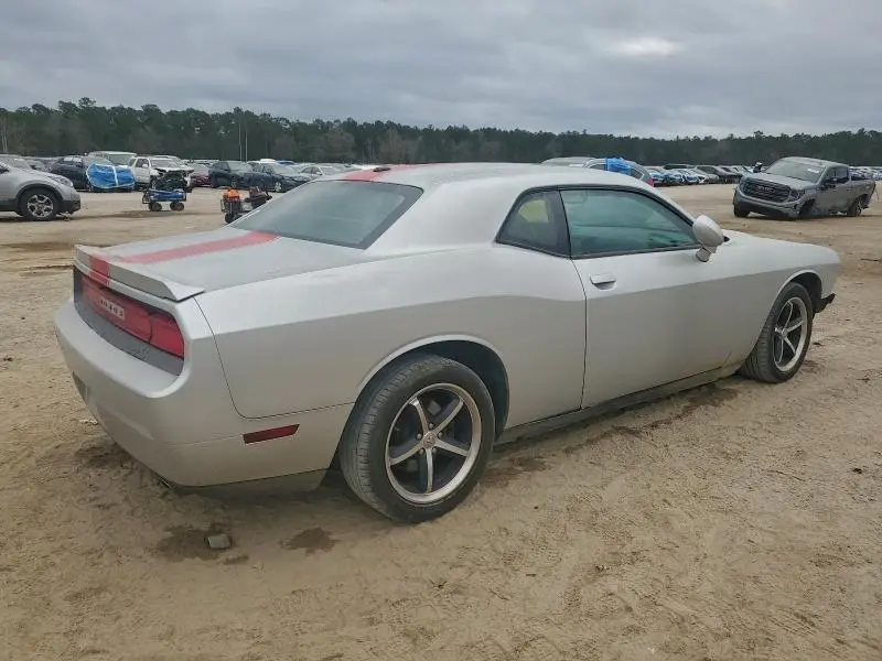 2012 DODGE CHALLENGER SXT  