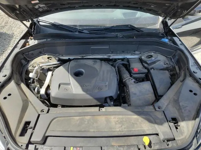 2018 VOLVO XC90 T6