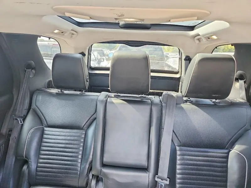 2018 LAND ROVER DISCOVERY HSE LUXURY  
