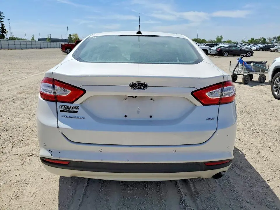 2015 FORD FUSION SE  