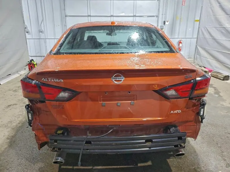 2022 NISSAN ALTIMA SR  