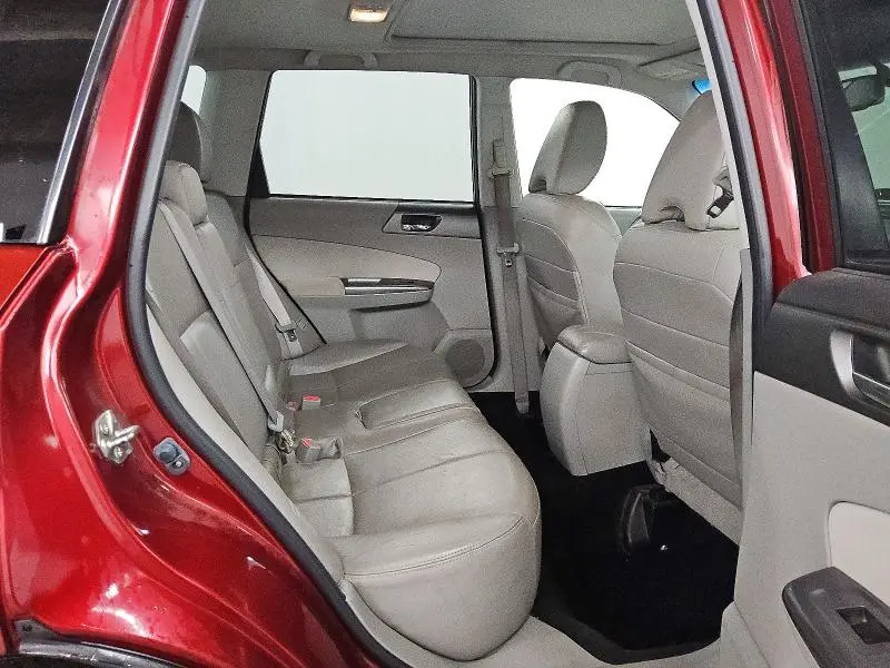 2013 SUBARU FORESTER LIMITED  