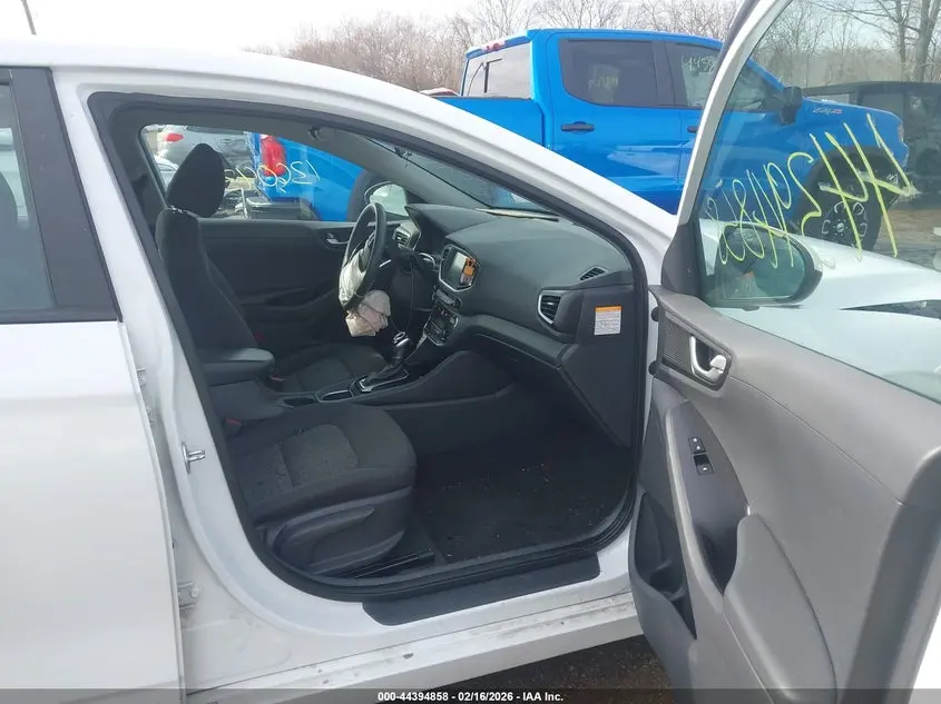 2018 HYUNDAI IONIQ HYBRID BLUE