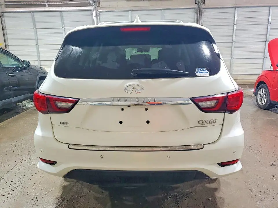 2019 INFINITI QX60 LUXE  
