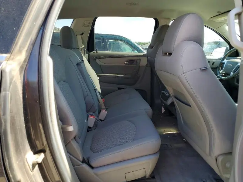 2015 CHEVROLET TRAVERSE LT  