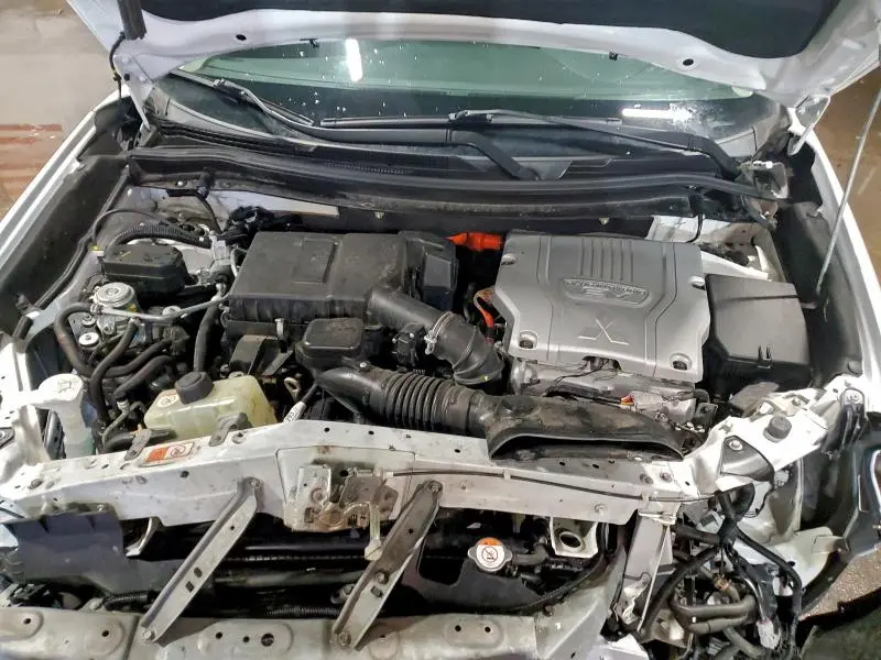 2018 MITSUBISHI OUTLANDER SE  