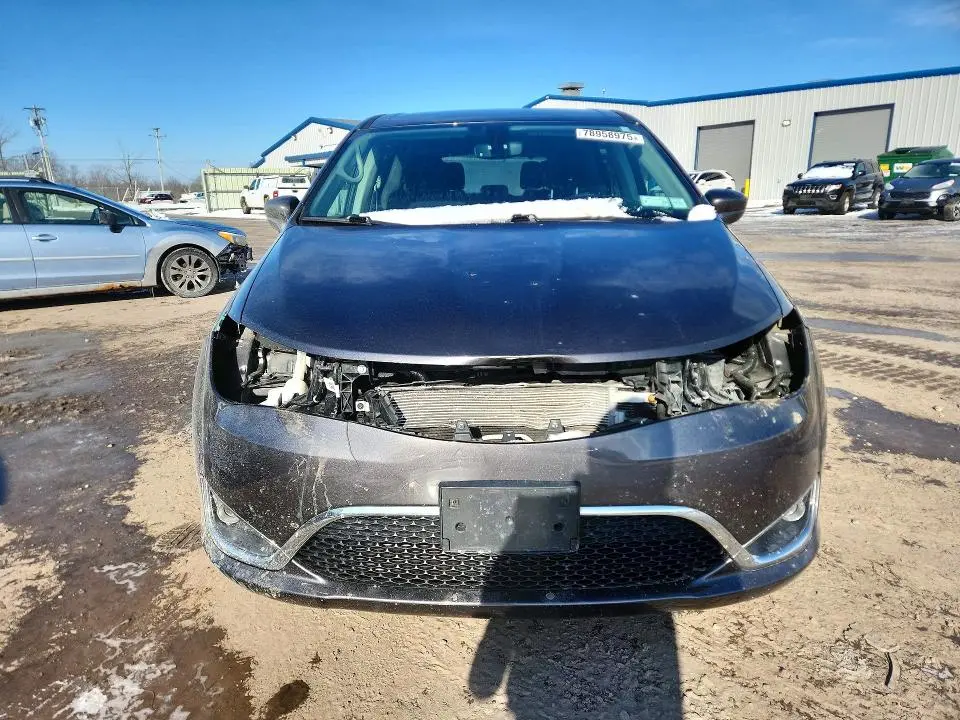2020 CHRYSLER PACIFICA TOURING  