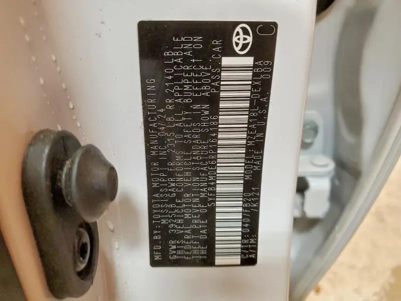 2024 TOYOTA COROLLA LE  