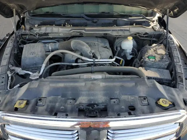 2015 RAM 1500 SLT  