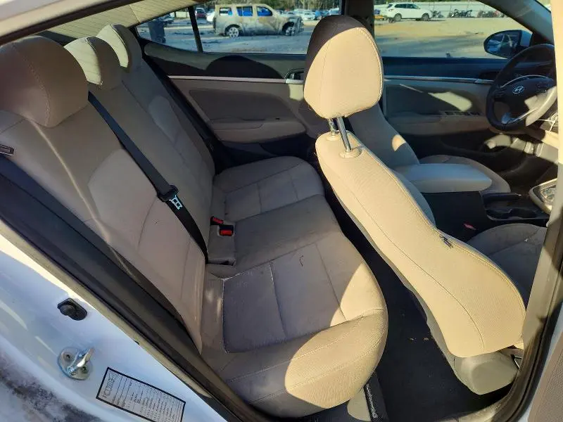 2019 HYUNDAI ELANTRA SEL  