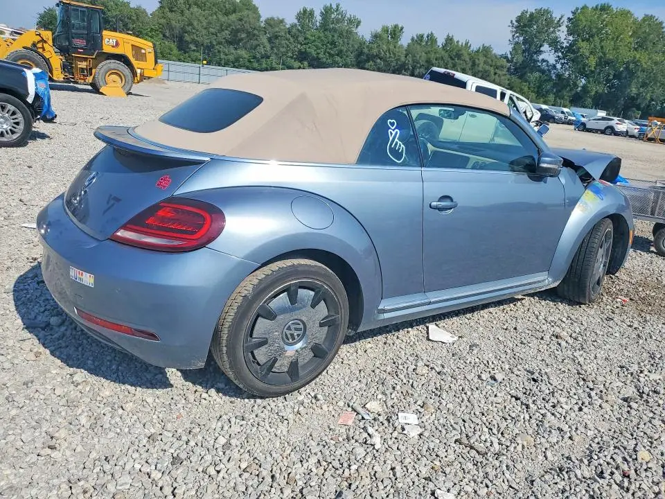 2019 VOLKSWAGEN BEETLE S  