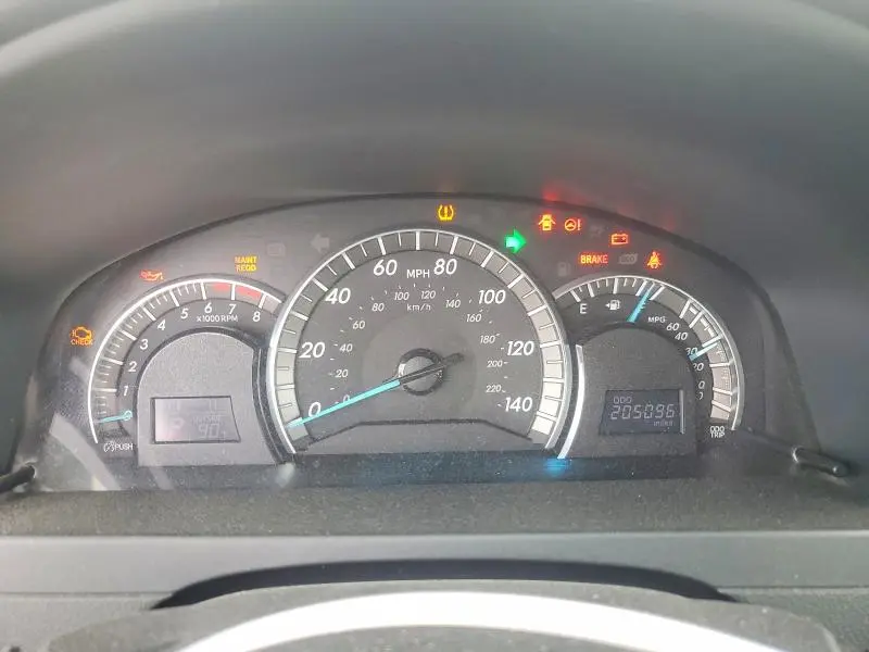 2013 TOYOTA CAMRY SE  