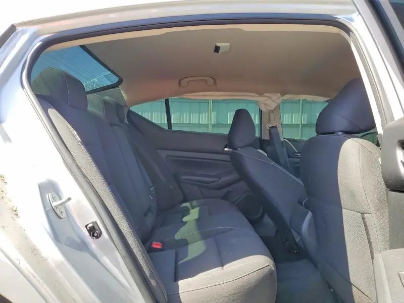 2022 NISSAN ALTIMA S  