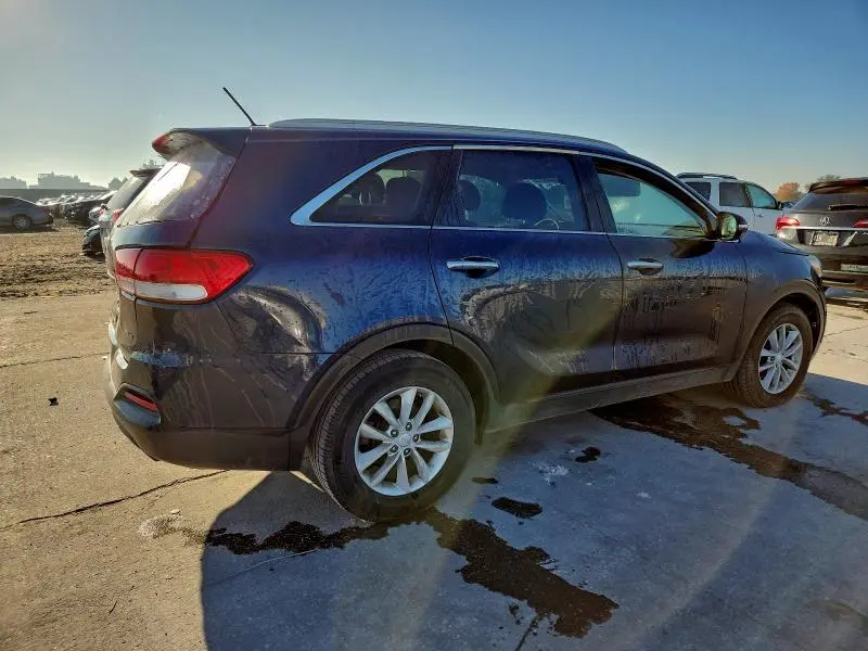 2018 KIA SORENTO LX  