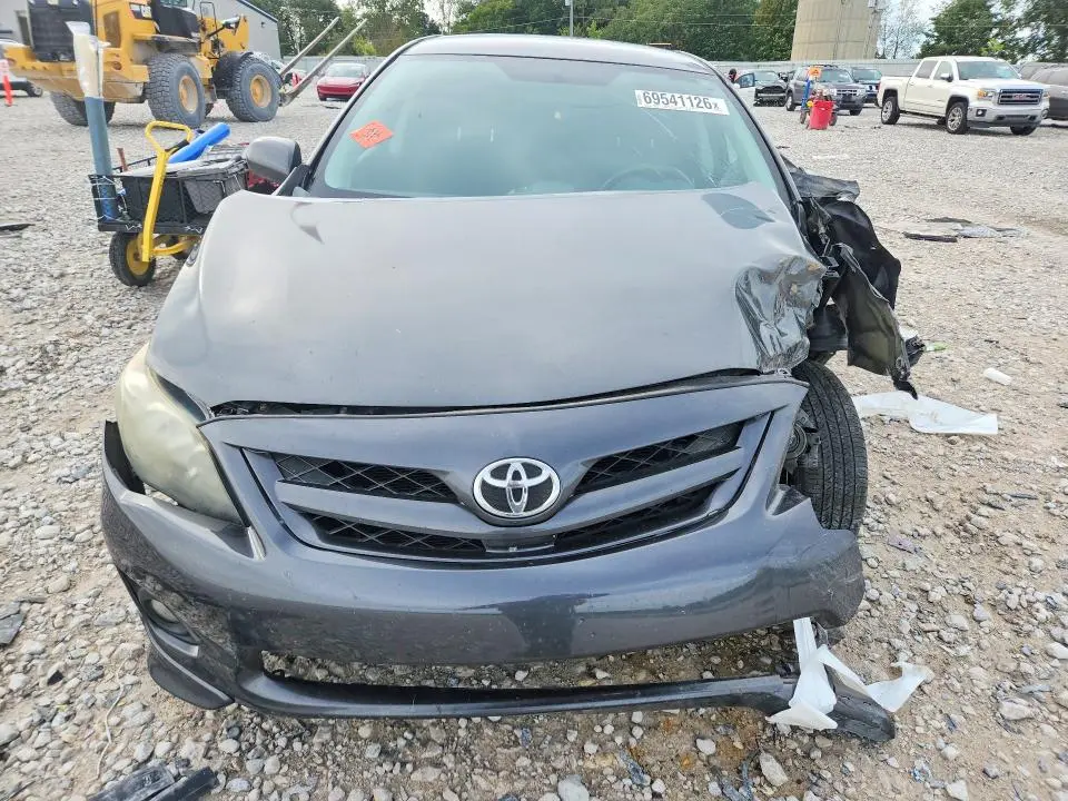2013 TOYOTA COROLLA S  