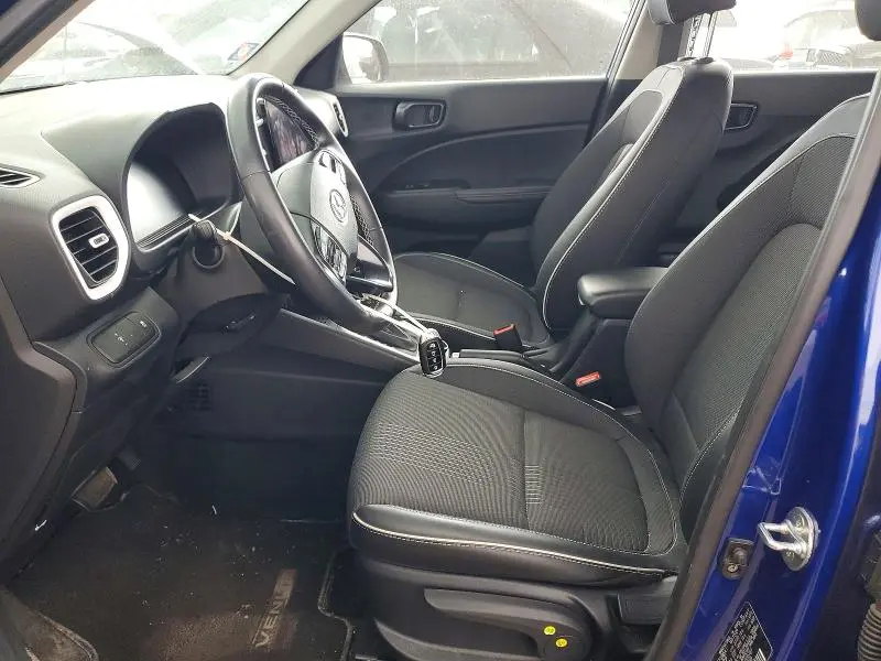 2024 HYUNDAI VENUE LIMITED  