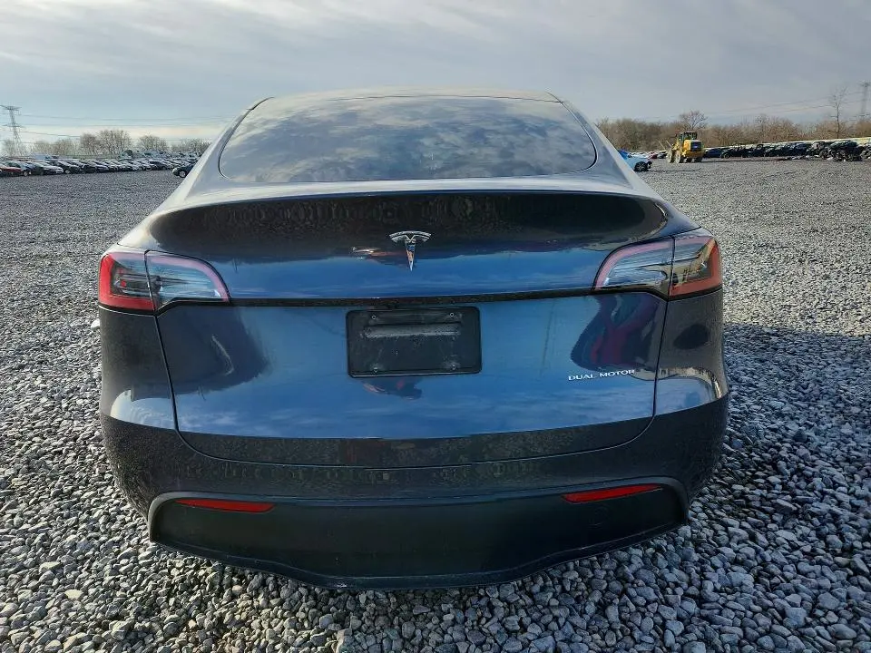 2022 TESLA MODEL Y   