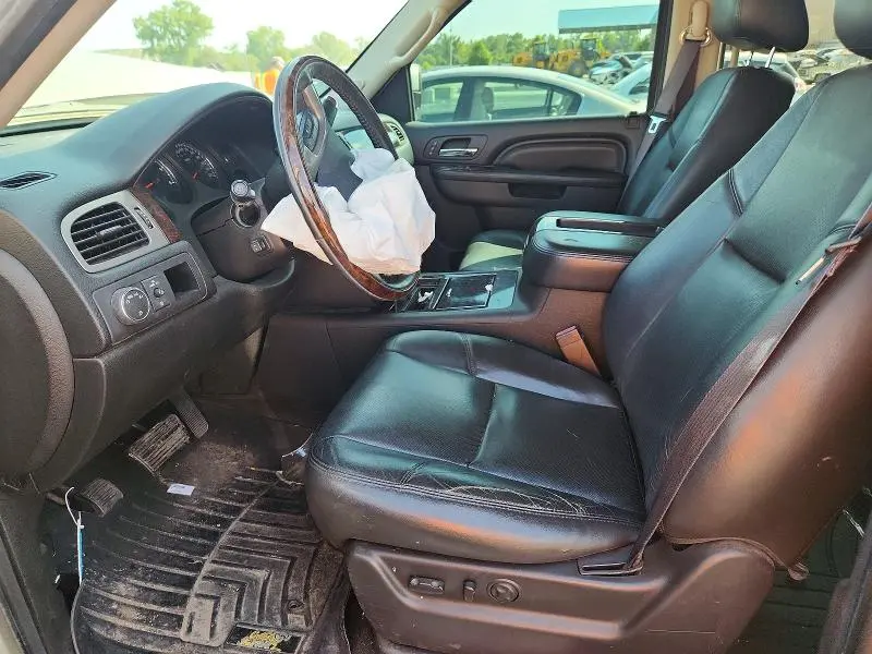 2013 GMC YUKON DENALI  