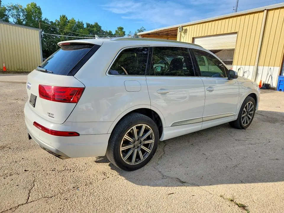 2017 AUDI Q7 PRESTIGE  