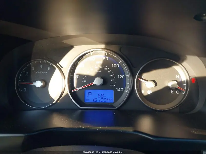 2011 HYUNDAI SANTA FE GLS